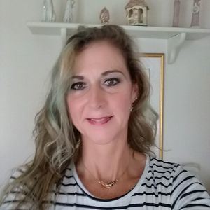 Meet your Posher, Carolyn